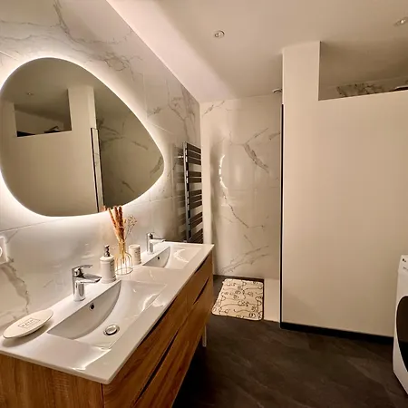 Epinappart Avec Terrasse *