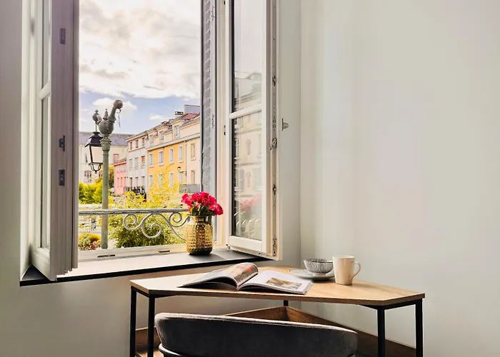 Epinappart Avec Terrasse