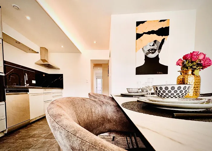 Epinappart Avec Terrasse