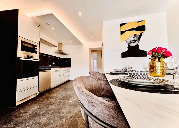 Epinappart Avec Terrasse